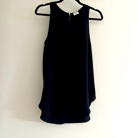 Aritzia Tops - Aritzia tank